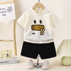 بدلة اولاد صيفية(ابيض) 1سنة الى 8 سنوات