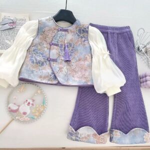 بدلة بنات ثلات قطع (4سنوات الي 10سنوات)