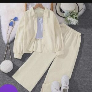 بدلة اصفر فاتح(8سنوات الي 12سنة)